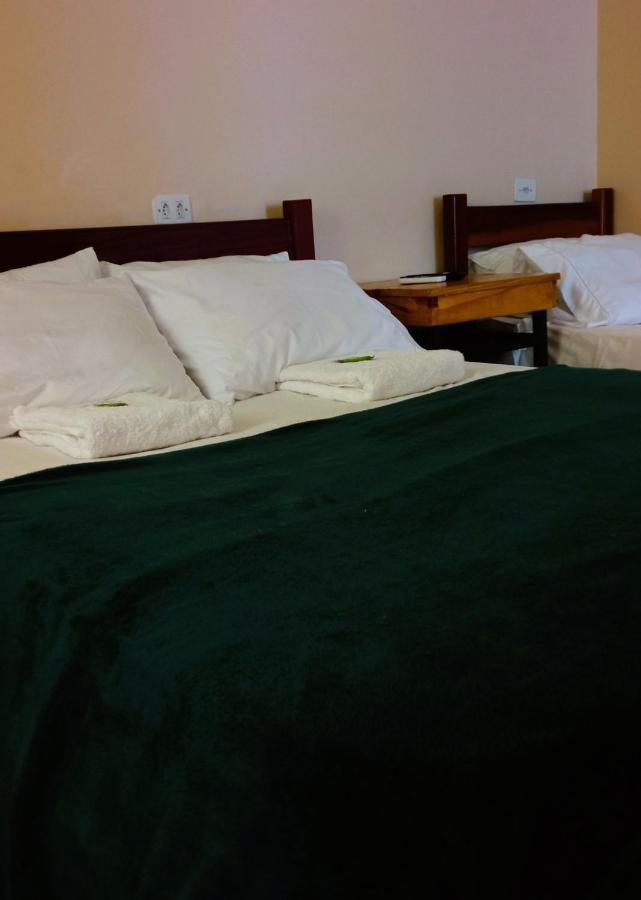 Hotel Recanto Verde Teresina de Goias Екстериор снимка